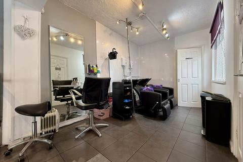 Retail property (high street) for sale, Bull Street, Nuneaton, Warwickshire, CV11 4JX