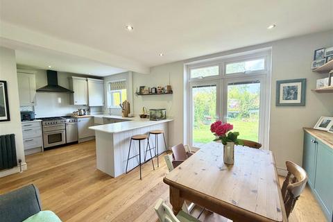 3 bedroom semi-detached house for sale, 32 Grangefields Road, Shrewsbury, SY3 9DB