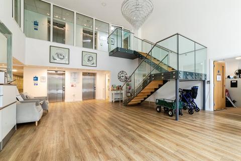 2 bedroom apartment for sale, Pegs Lane, HERTFORD