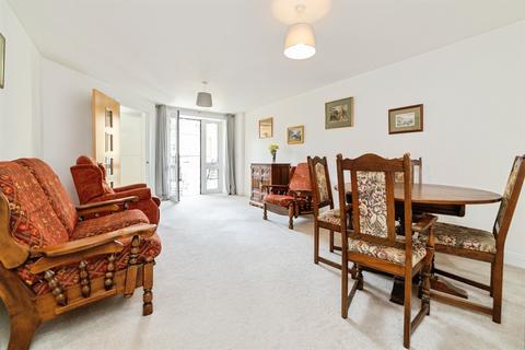2 bedroom apartment for sale, Pegs Lane, HERTFORD