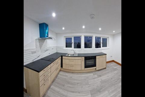 Studio to rent, London SW19