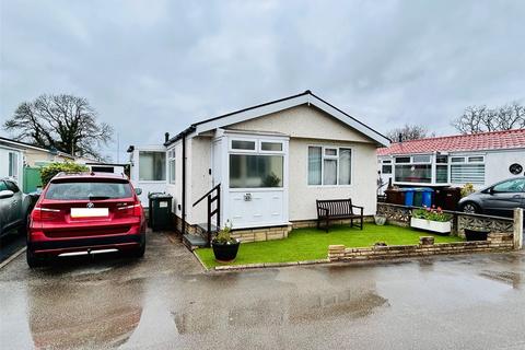 2 bedroom mobile home for sale, West Drive, Cuerden Residential Park, Leyland, Lancashire, PR25
