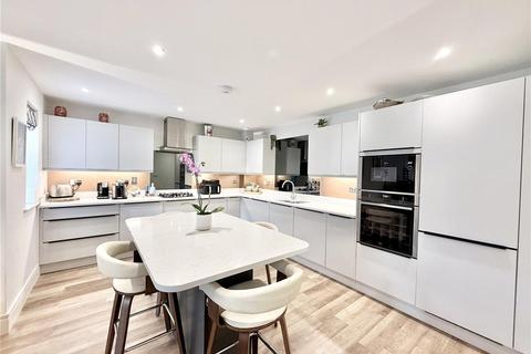 2 bedroom ground floor flat for sale, Lymington Road, Christchurch BH23