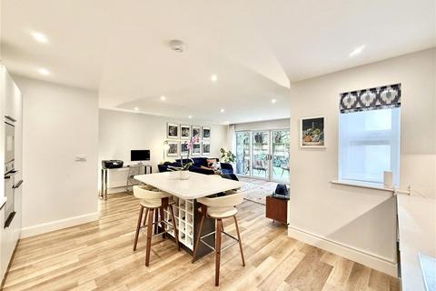 2 bedroom ground floor flat for sale, Lymington Road, Christchurch BH23