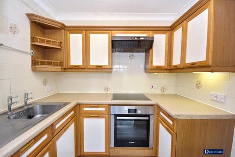 1 bedroom flat for sale, Goldsmere Court, Fentiman Way, Hornchurch