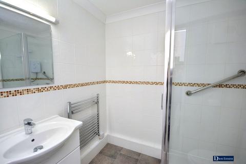 1 bedroom flat for sale, Goldsmere Court, Fentiman Way, Hornchurch