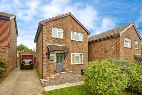 4 bedroom detached house for sale, Broke Court, Guildford, Surrey, GU4