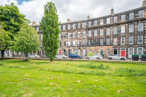 3 bedroom flat to rent, Gardner's Crescent, Fountainbridge EH3