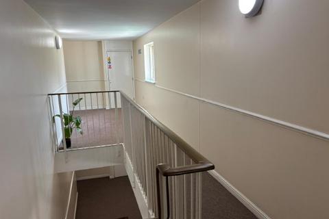 2 bedroom flat for sale, Flat 20, Trinity House, Argent Street, Grays, Essex RM17 6RJ
