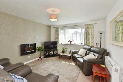 2 bedroom ground floor flat for sale, Ruskin Court, Newport Pagnell