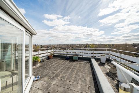 3 bedroom flat for sale, March Court, Warwick Drive, Putney, London, SW15
