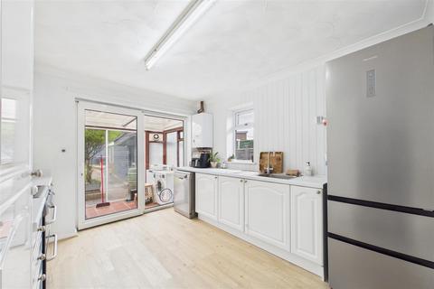 undefined, Buckland Avenue, Basingstoke RG22