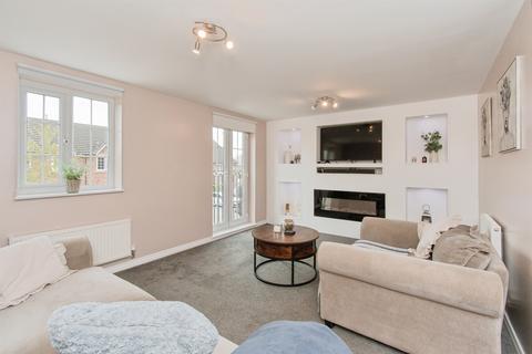 3 bedroom semi-detached house for sale, Toll Hill Drive, Castleford