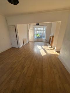 2 bedroom terraced house to rent, Flora Street, Middlesbrough TS6