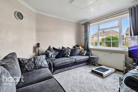 2 bedroom maisonette for sale, Willow Tree Lane, Hayes