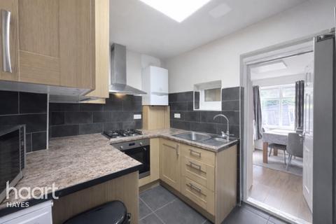 2 bedroom maisonette for sale, Willow Tree Lane, Hayes