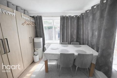 2 bedroom maisonette for sale, Willow Tree Lane, Hayes