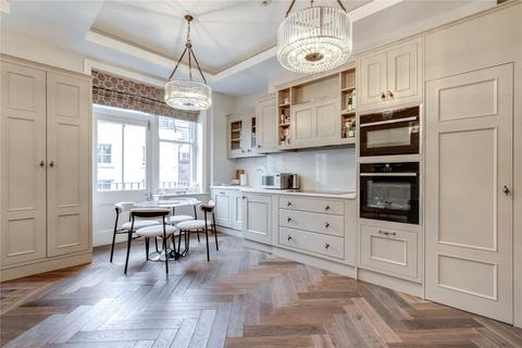 2 bedroom apartment to rent, Bedford Avenue, Bloomsbury, London, WC1B