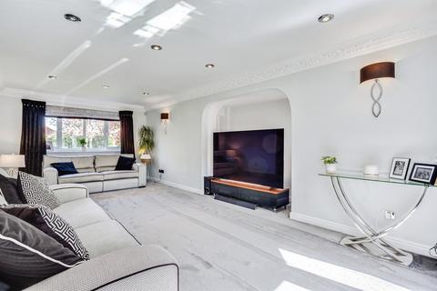 4 bedroom detached house for sale, Tudor Lawns, Carr Gate, Wakefield