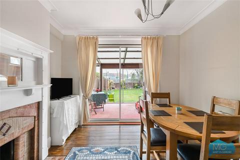 3 bedroom semi-detached house for sale, Huxley Place, London, N13