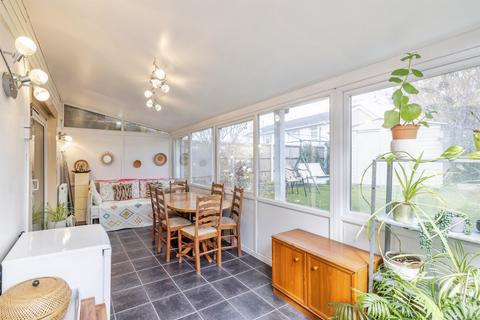 4 bedroom semi-detached house for sale, Ilkley Road, Watford