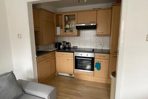 undefined, Mile End Road, Stepney Green, London, E1