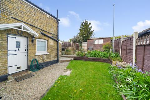 2 bedroom semi-detached house for sale, Chestnut Street, Sittingbourne ME9