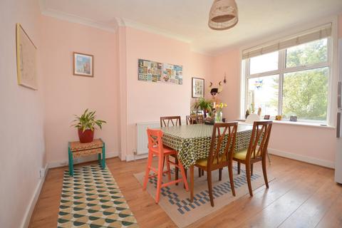 4 bedroom semi-detached house for sale, Wellesley Road, Margate