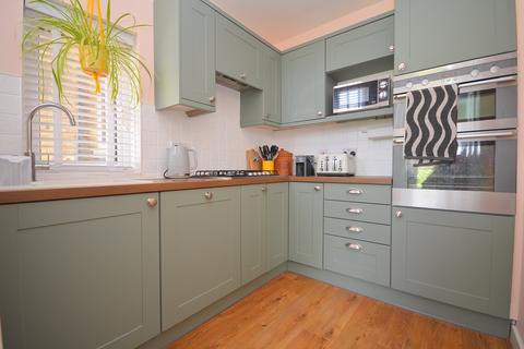4 bedroom semi-detached house for sale, Wellesley Road, Margate
