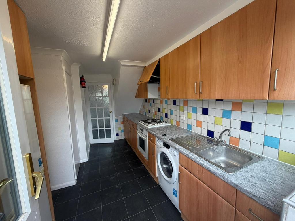 House in Cambridge, Chesterton - More