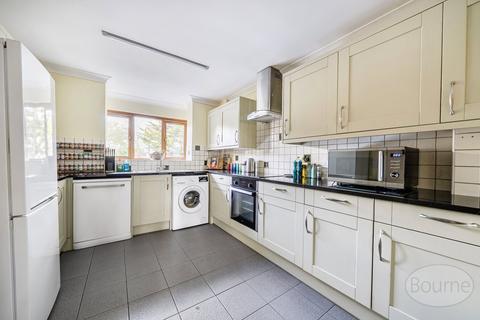 4 bedroom semi-detached house for sale, Meadow Bank, Guildford, Surrey, GU1