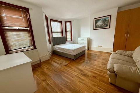 6 bedroom house share to rent, Shenley Road