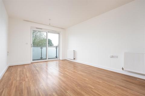 undefined, 10 Swan Road, West Drayton UB7