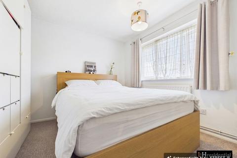 2 bedroom flat for sale, Shenley Road, Borehamwood WD6