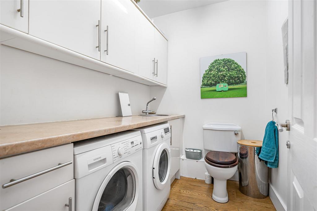 Utility room, utility