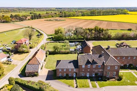 4 bedroom semi-detached house for sale, St. Georges, Wicklewood