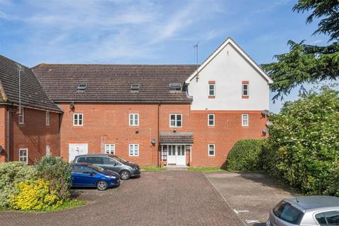 2 bedroom flat for sale, Reid Close, Hayes