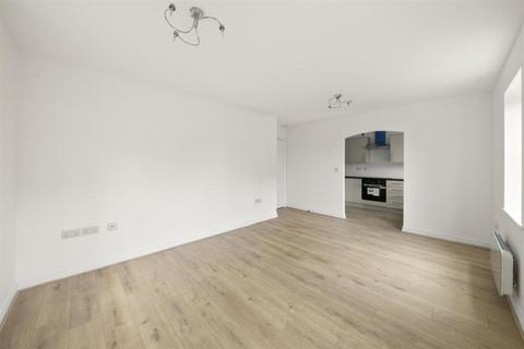 2 bedroom flat for sale, Reid Close, Hayes