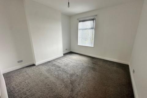 2 bedroom terraced house to rent, Hampton Street, Dudley, DY2