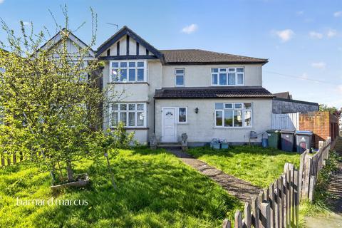 Ruston Avenue, SURBITON