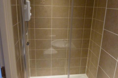 Studio to rent, 12 Whitefield Tce, Flat 1