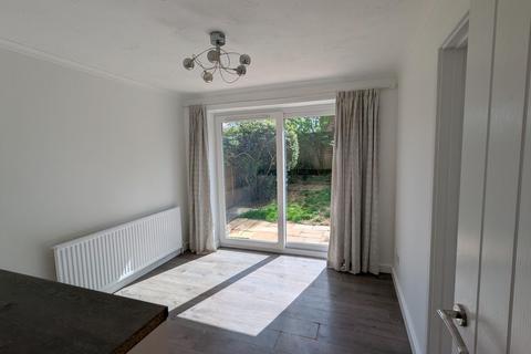 3 bedroom semi-detached house to rent, Forge Rise, Uckfield TN22