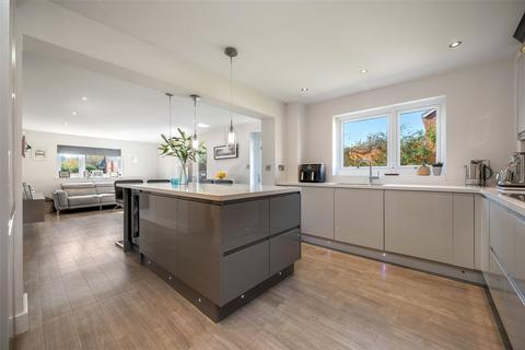 4 bedroom detached house for sale, Seymour Road, Burton-on-the-Wolds