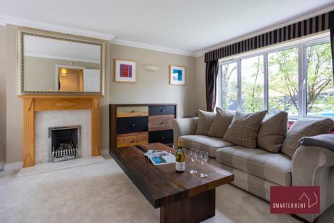 4 bedroom house to rent, Castle Way, London SW19