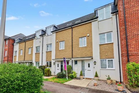 Townhouse - Top Fair Furlong, Redhouse Park, Milton Keynes