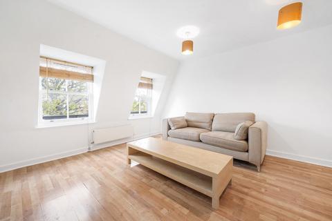 George Mews, London SW9