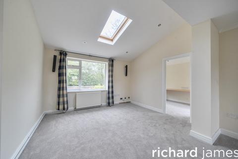 3 bedroom detached house for sale, Charlock Path, Swindon, SN25