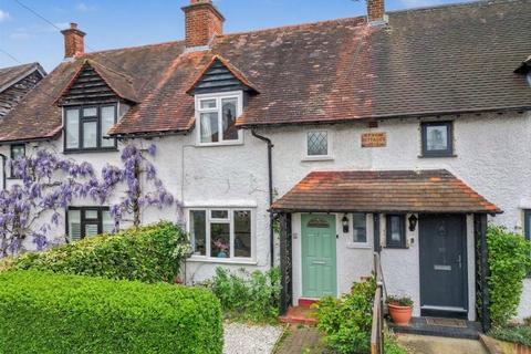 Vale Road, Claygate, KT10