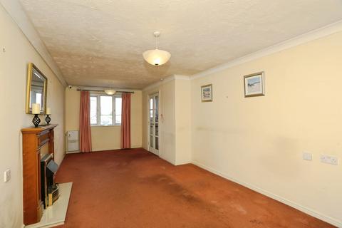 1 bedroom flat for sale, Culverley Road, London, SE6