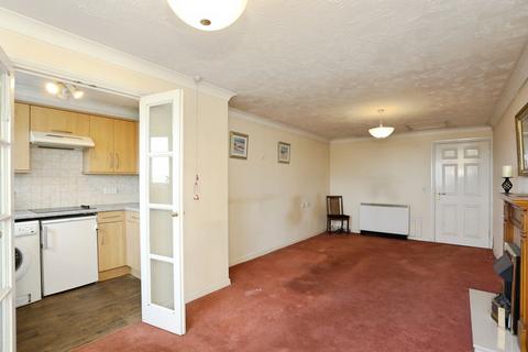 1 bedroom flat for sale, Culverley Road, London, SE6